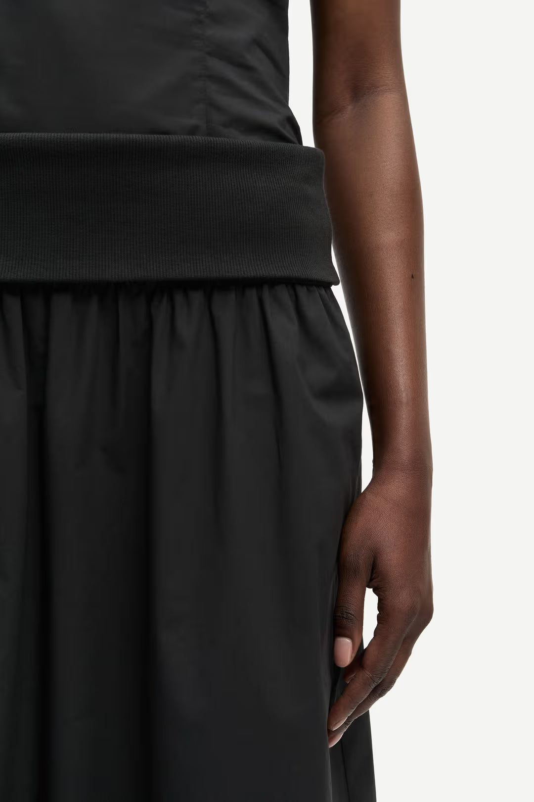 Sathea Organic Cotton Maxi Skirt in Black