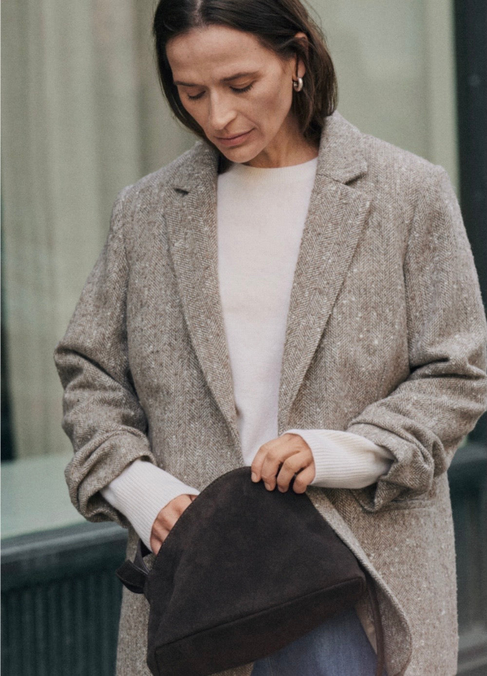 Oleia Blazer in 'Fossil + White'