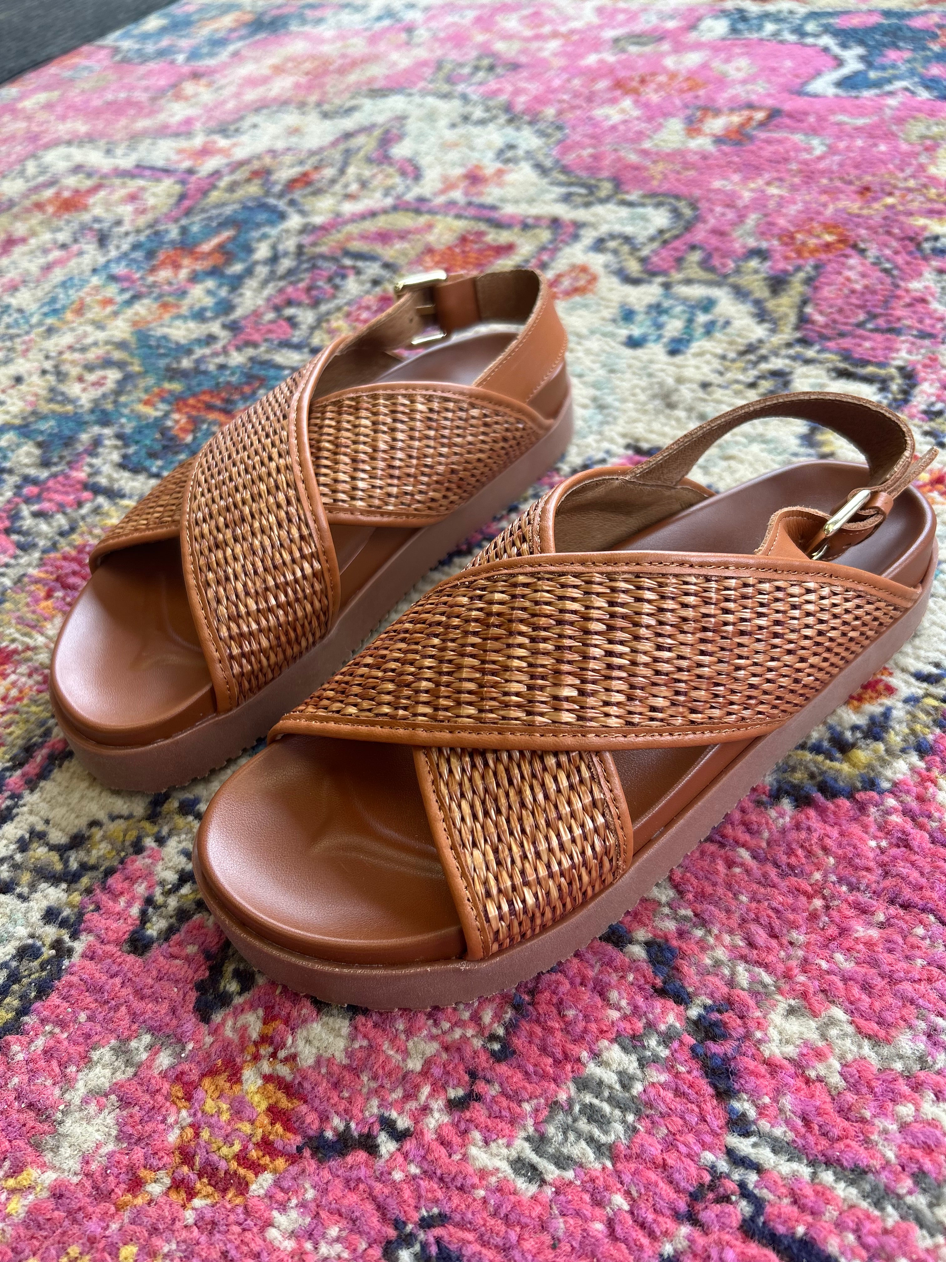SISTER X SOEUR Amari Sandals in Tan