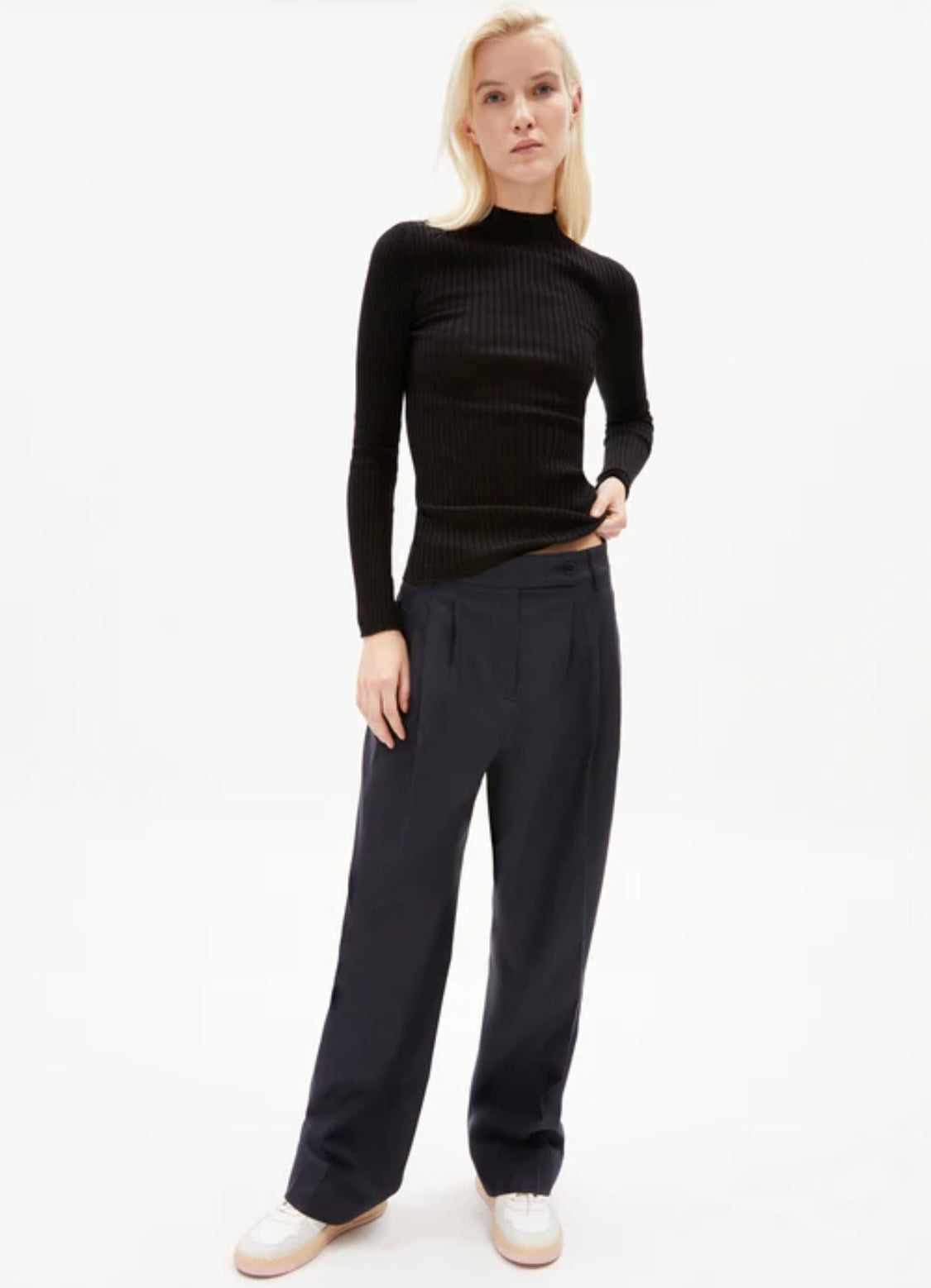 Alaania Organic Cotton Knit in Black