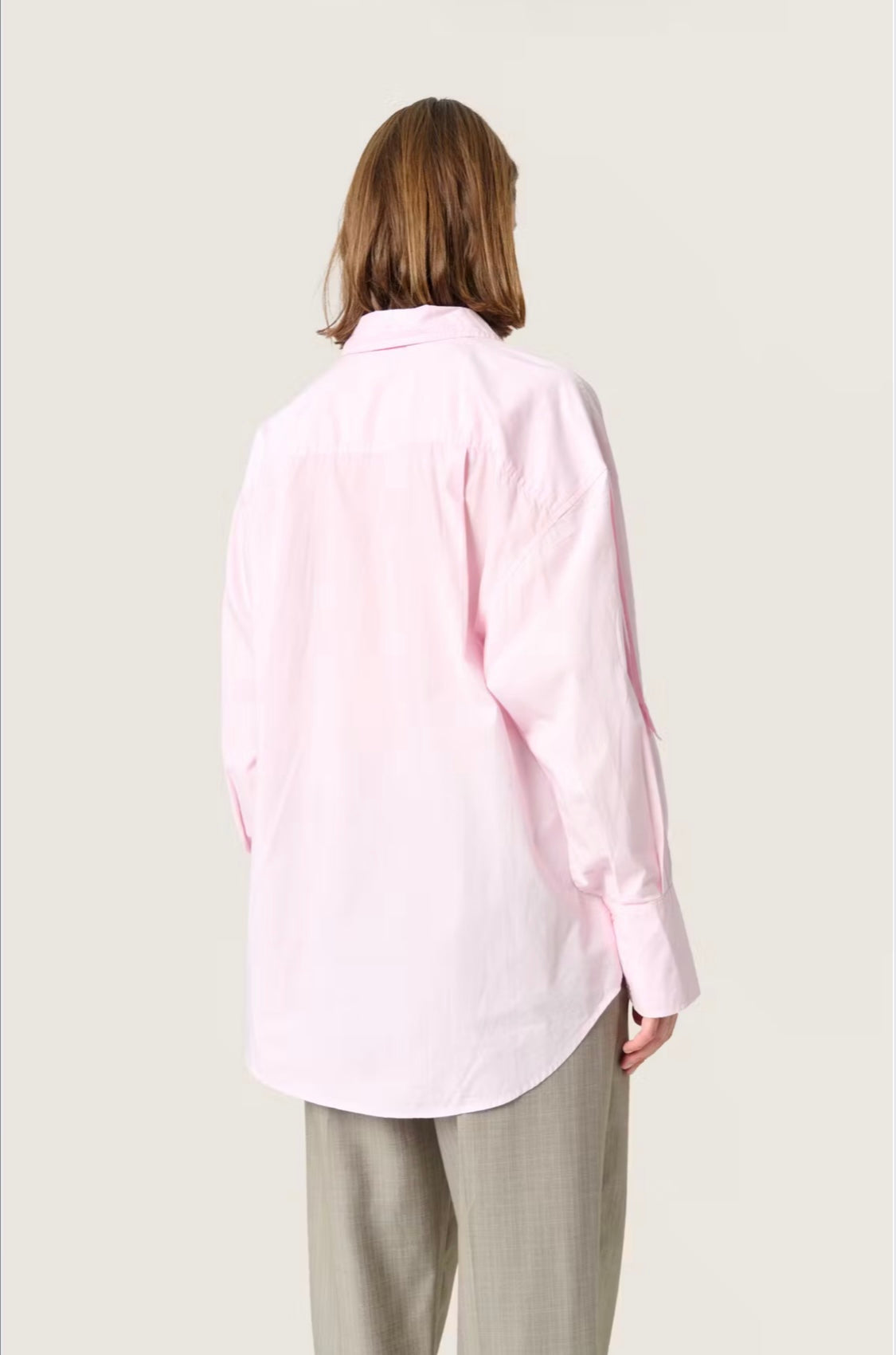 SOAKED IN LUXURY Calico Oversized Cotton Buttondown in ‘Ballerina’