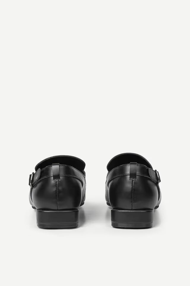 Saparis Loafer in Black