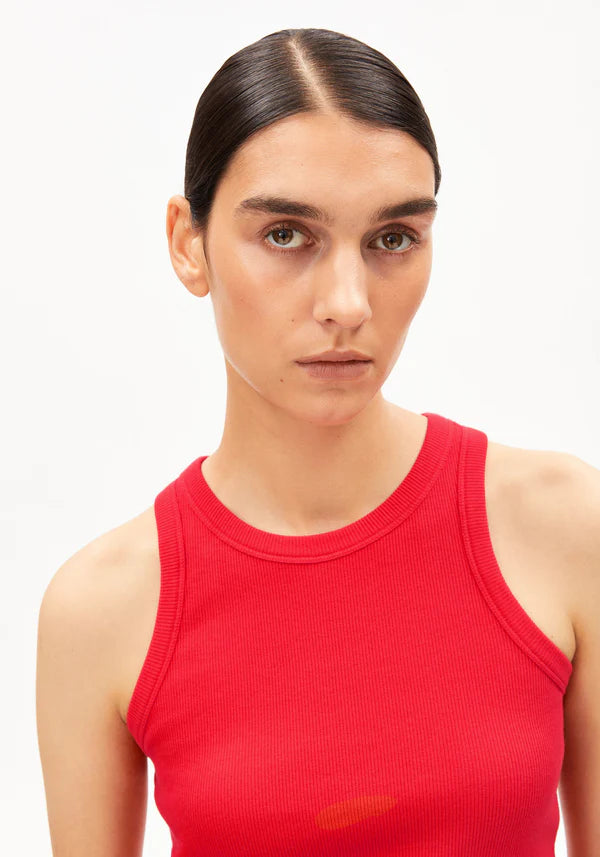 Kanitaa Tank in Mars Red