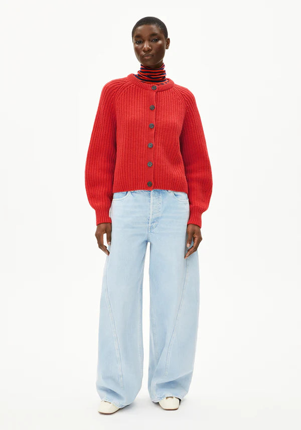 Selmaa Cardigan in Candy Apple