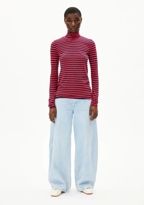 Grazilianaa Stripes Turtleneck in Tinted Navy/Candy Apple