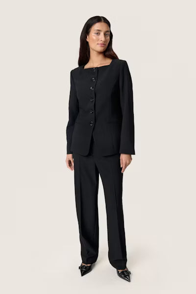 Sarina Blazer