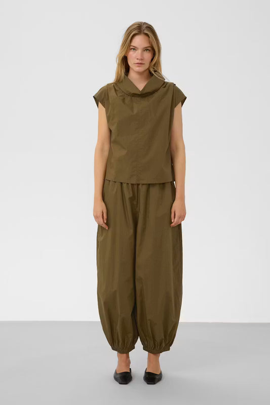 Molopo Trousers in Beech