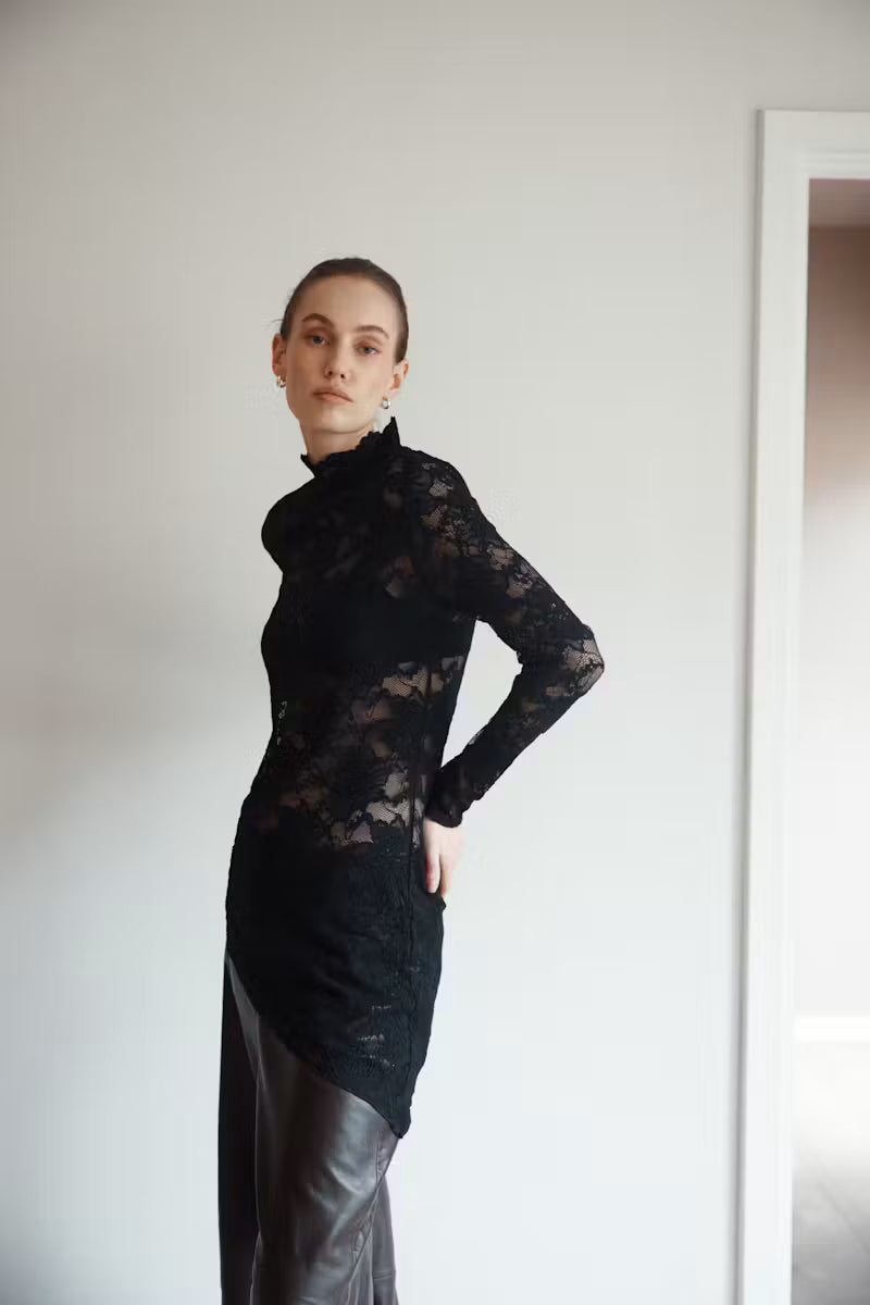 Kabira Mockneck Lace Top in Black