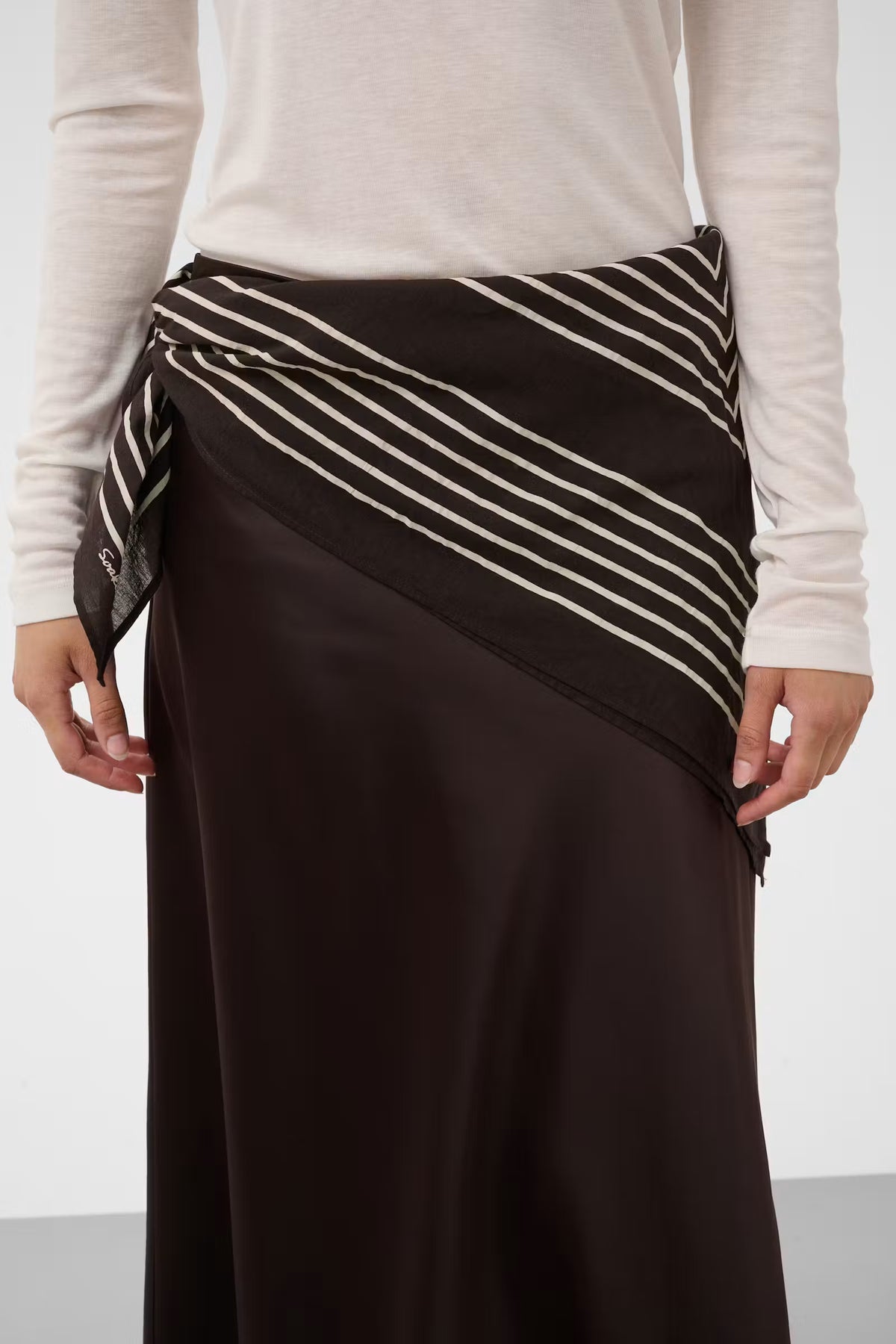 Monostripe Scarf in Ganache Monogram/Brown