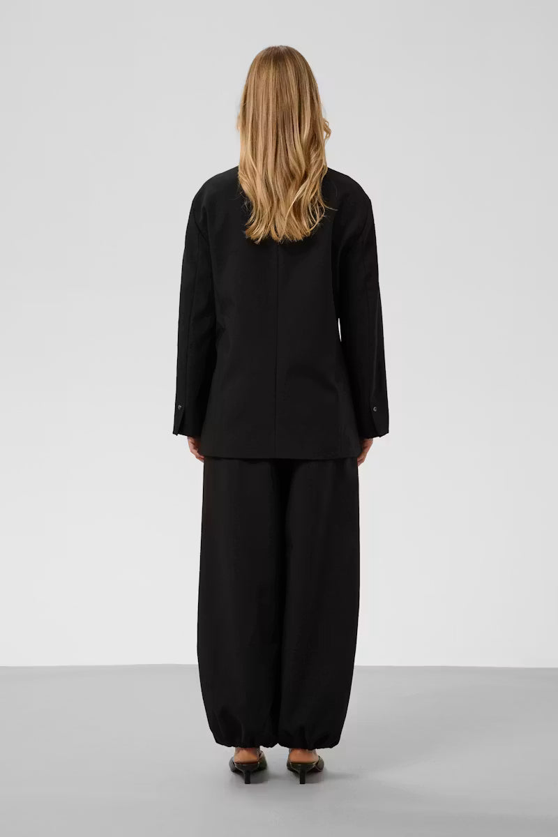 Corinne Meru Pants in Black