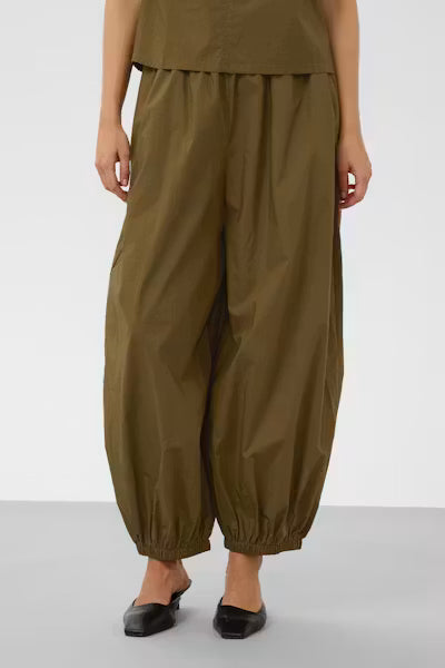 Molopo Trousers in Beech
