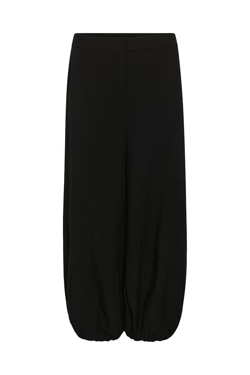 Corinne Meru Pants in Black