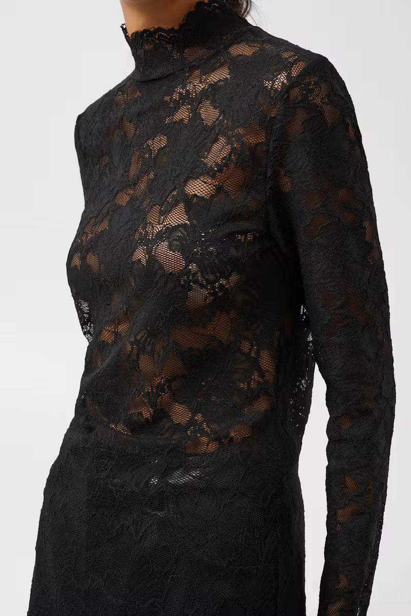 Kabira Mockneck Lace Top in Black