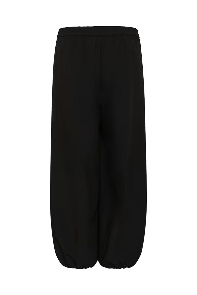 Corinne Meru Pants in Black