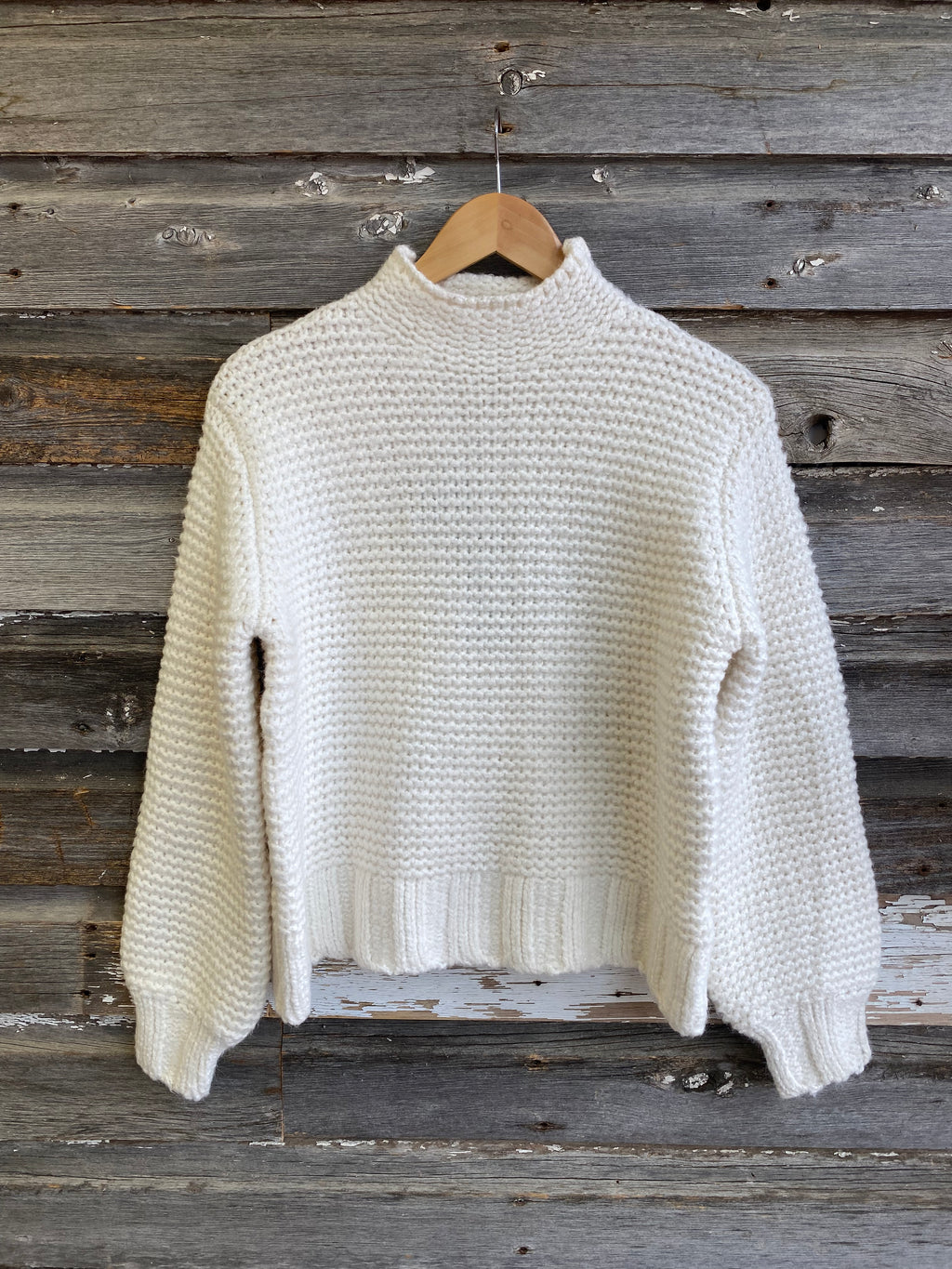 SALE LINE Annabelle Pullover in White Lotus