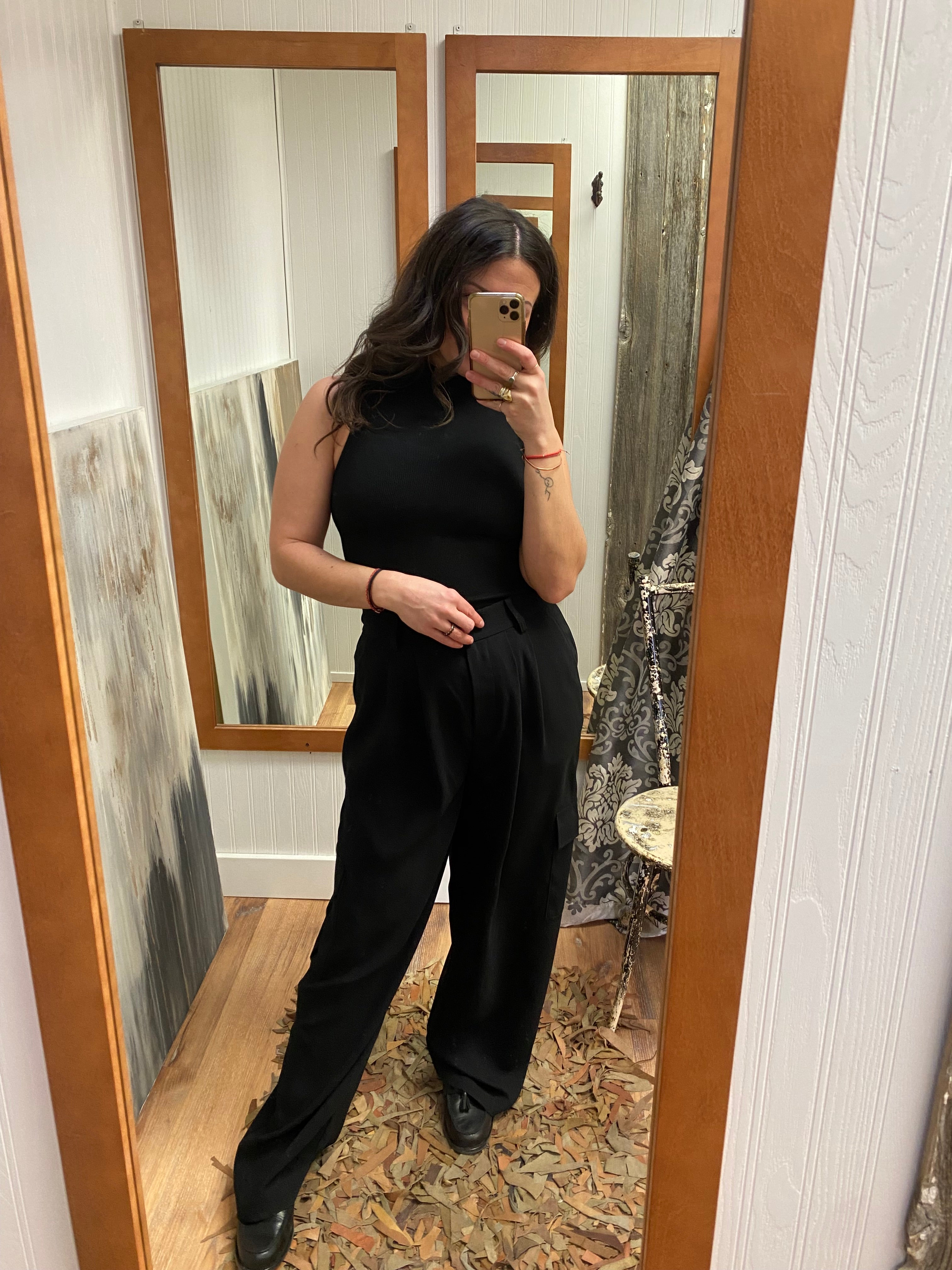 SOAKED IN LUXURY Shirley Cargo Trousers in Black