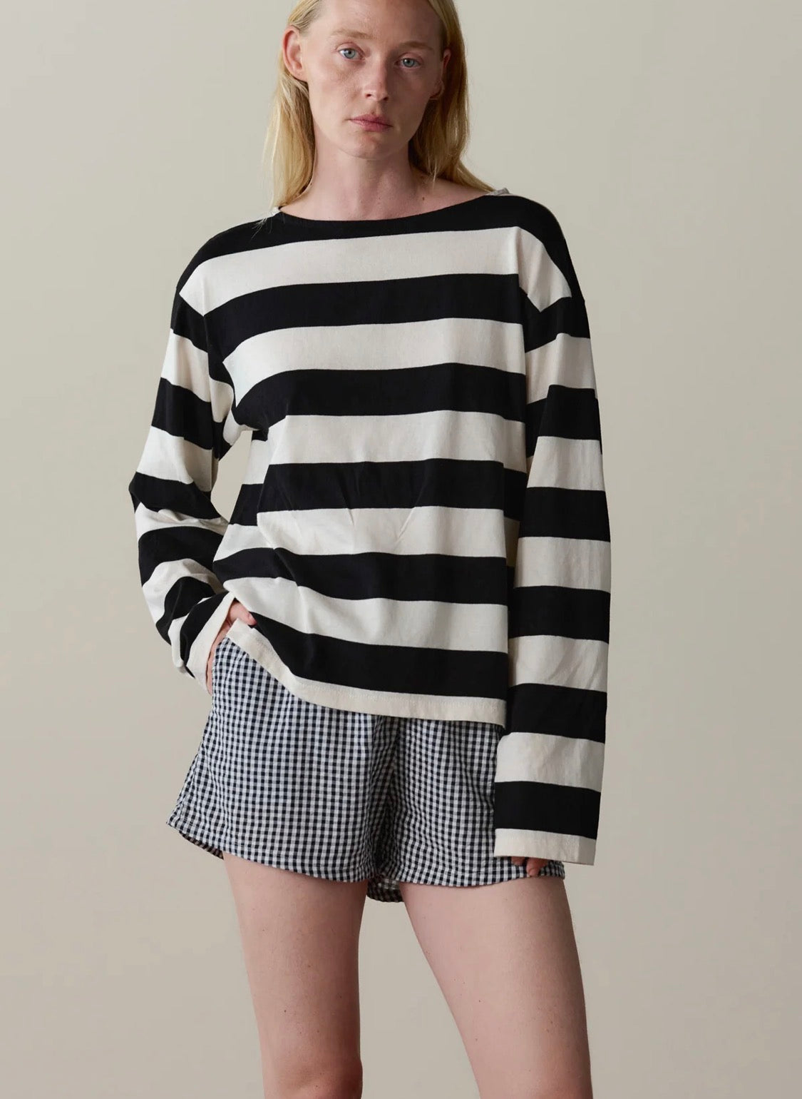 The Cotton Gingham Tap Short in Jet