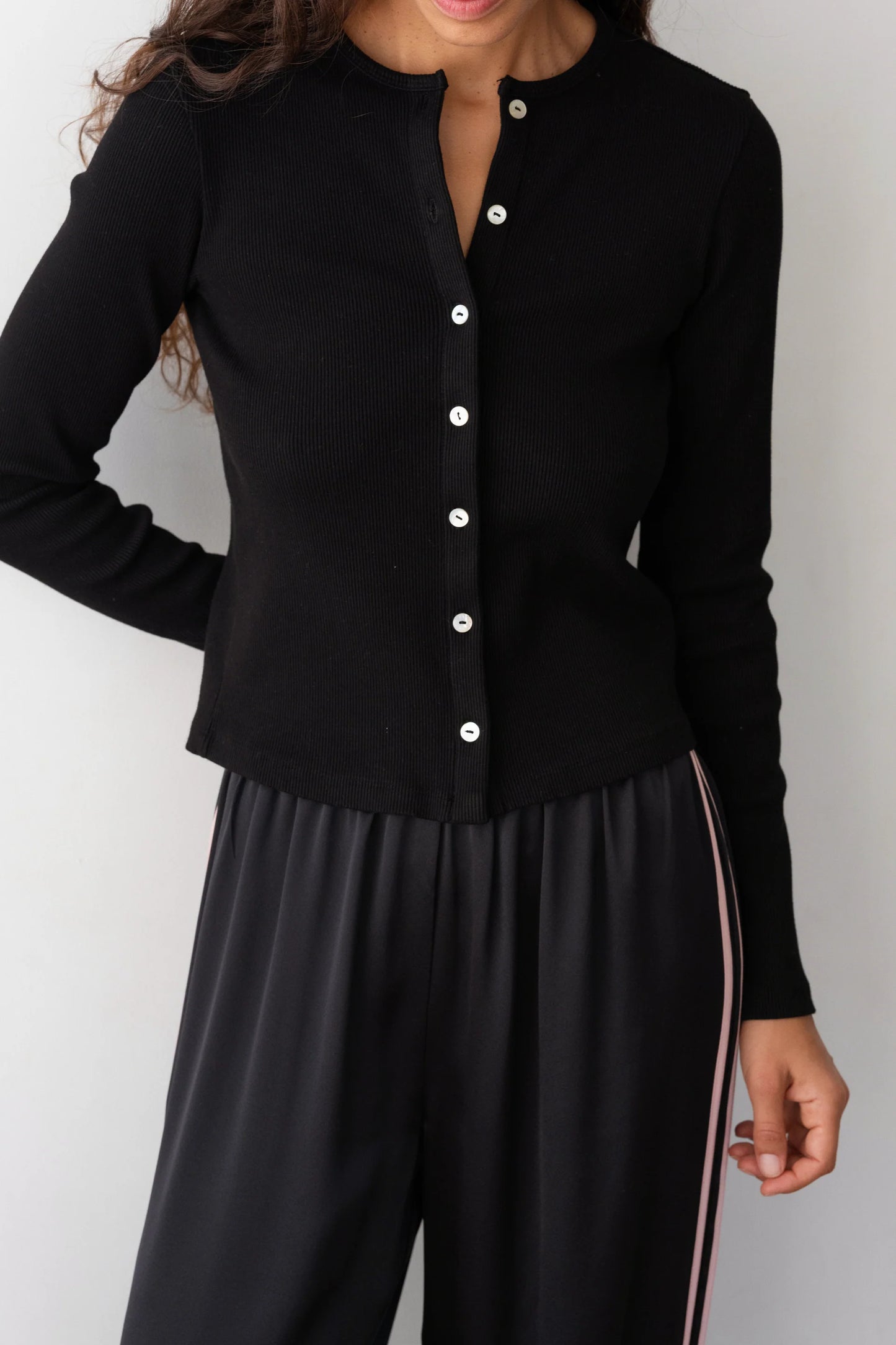 The Rib Cardi in Jet