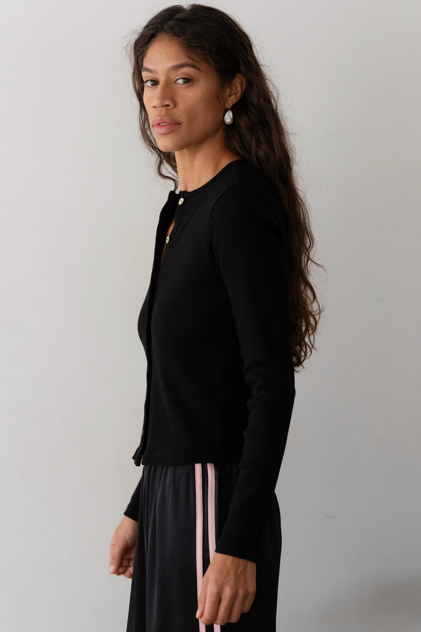 The Rib Cardi in Jet