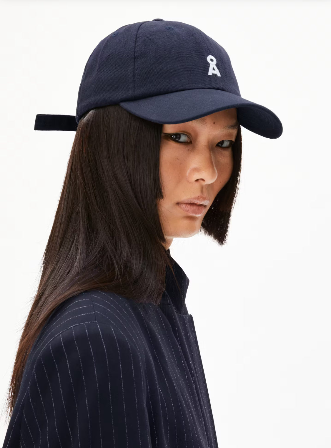 Yenaas Bold Cap in Night Sky