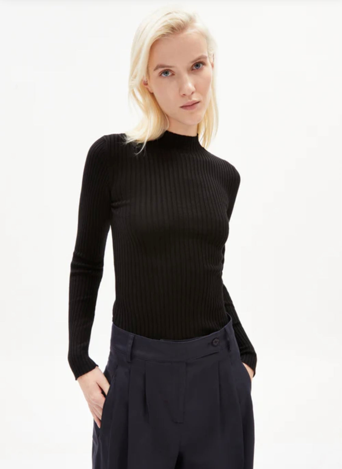 Alaania Organic Cotton Knit in Black