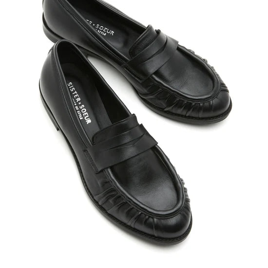 Maren Loafer in Black Leather