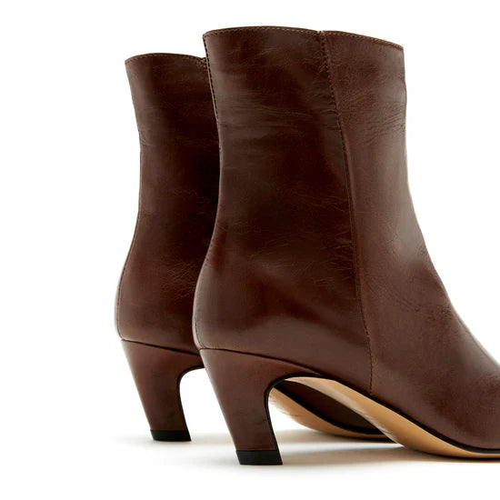 Lara Boot in Brown Leather