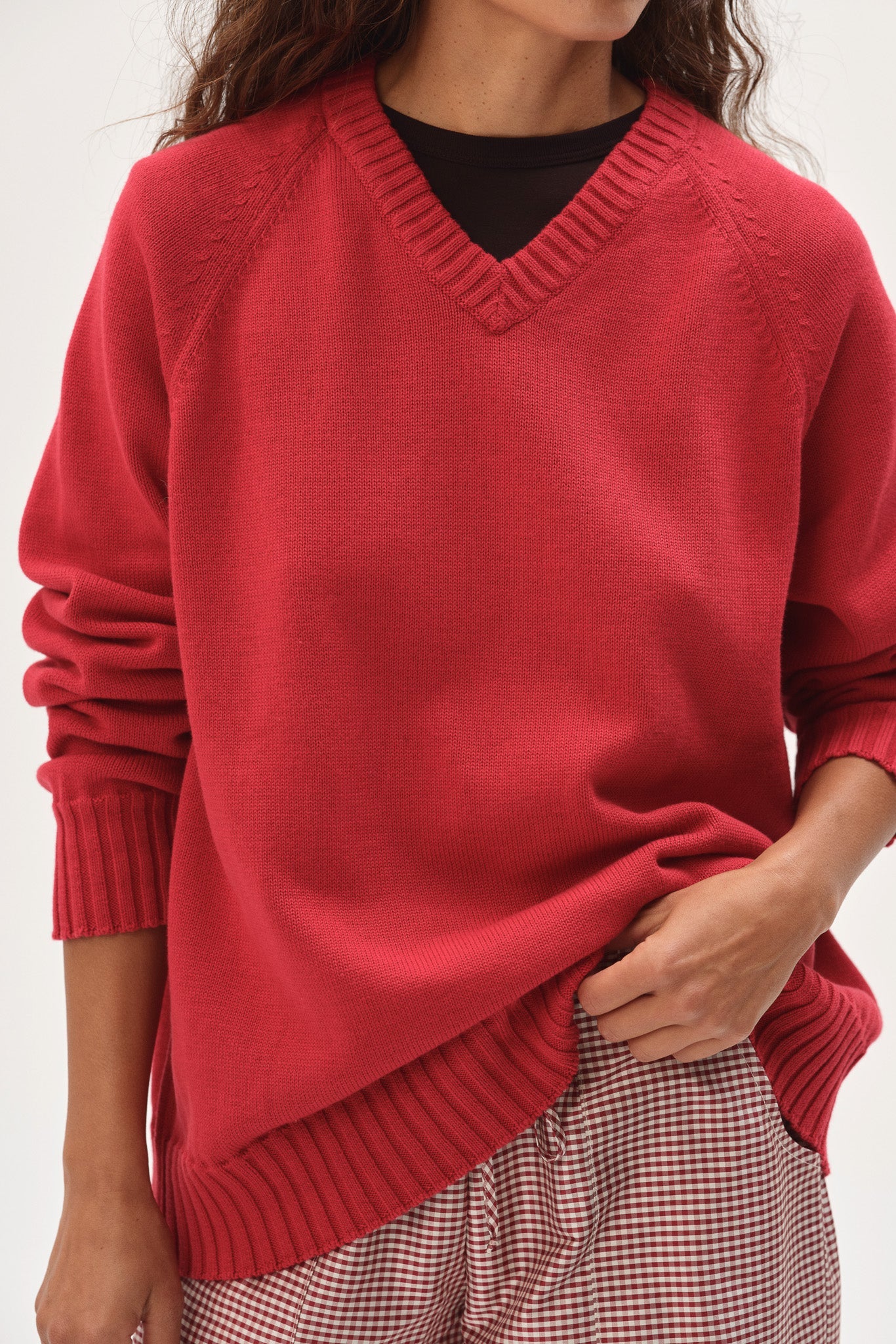 The Cotton Knit V-Neck Sweater in Bell Pepper