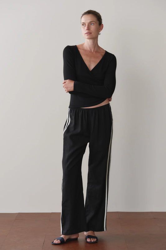 The Linen Crop Stripe Pant in Jet